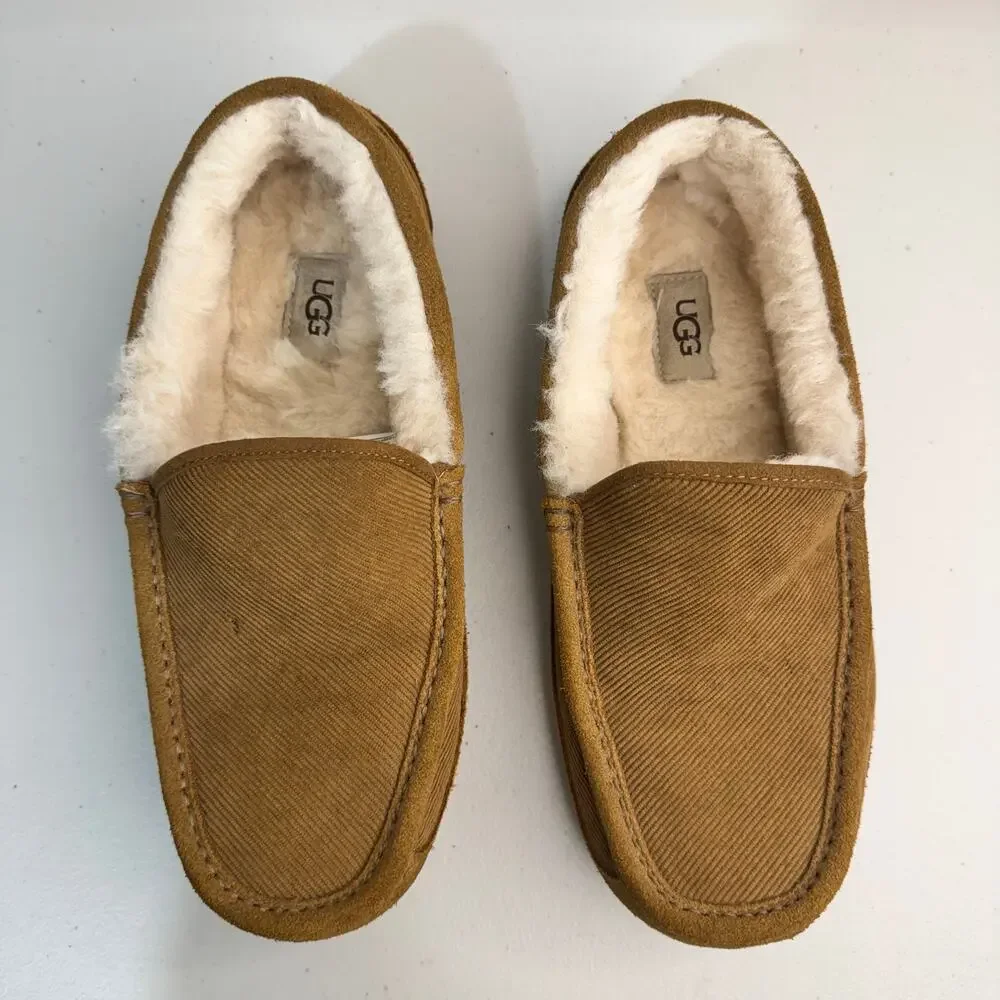 UGG Men’s Ascot Corduroy II Chestnut Sheepskin Suede Shearling Slippers Size 10